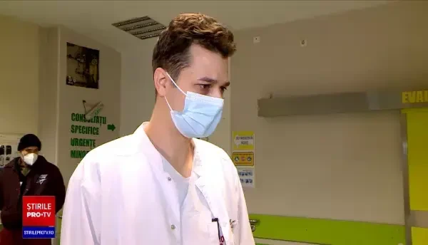 Studenții de la Medicină, un ajutor pentru doctori în pandemie: ”Cu siguranță mă va maturiza”