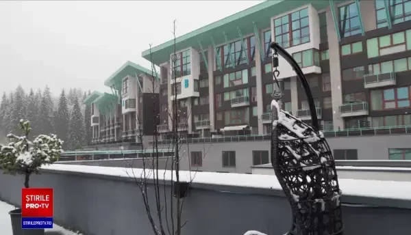 Restricțiile și prețurile nu țin turiștii departe de rezervările de Crăciun și Revelion. Cât costă petrecerea la castel