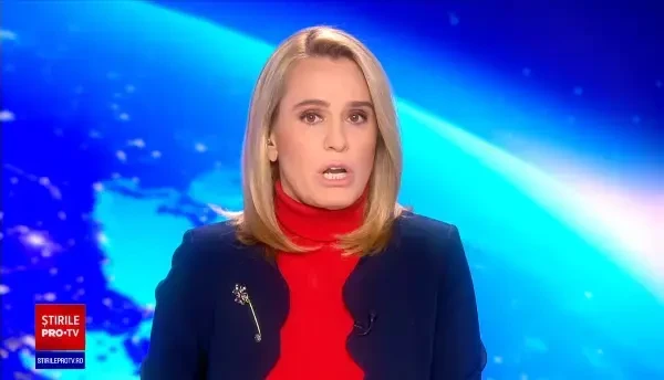 VIDEO Mașină plină cu migranți, implicată într-un accident rutier. Doi bărbați au murit, iar zece sunt răniți