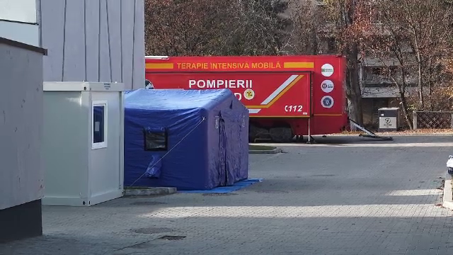 Probleme la Târgu Mureș. Șase pacienți de la o unitate mobilă de terapie intensivă, evacuați din cauza unor defecțiuni