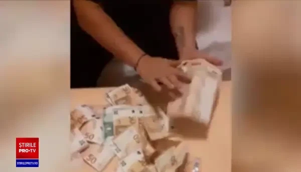 Mai mulți români din Italia au postat pe internet imagini cu teancuri de bani. Cum au obținut ilegal de la stat 60 mil. €