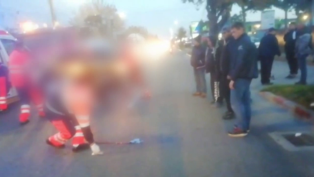 Început de weekend cu incidente pe șosea. Doi pietoni au fost loviți de mașini, după ce au trecut strada neregulamentar