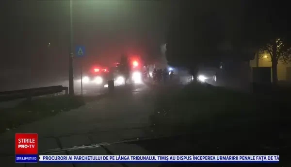 Un bărbat a murit carbonizat după ce halta dezafectată în care adăpostea a luat foc