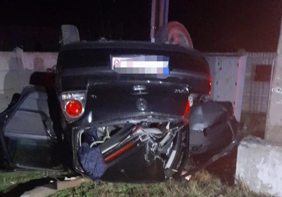 O adolescentă de 15 ani a murit într-un accident rutier, în Dolj. Alţi patru tineri au fost răniţi