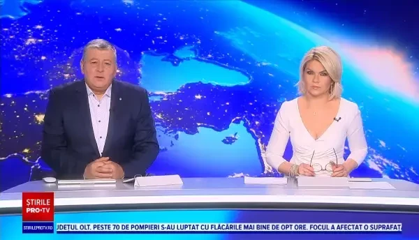 Un șofer a scăpat cu viață după ce mașina sa a fost lovită de un tir și o cisternă