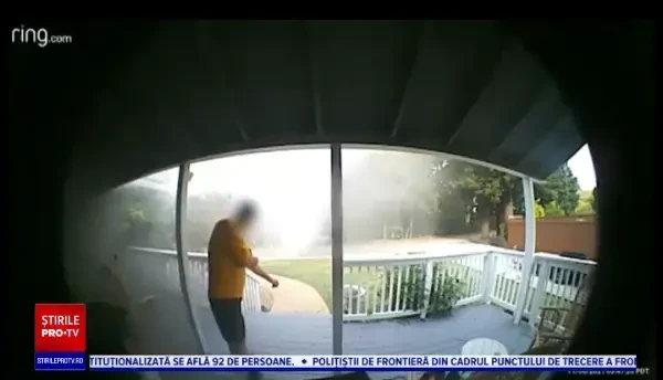 Eroul care a salvat doi câini, un iepure și o pisică dintr-o casă care luase foc. Bărbatul era la alergat