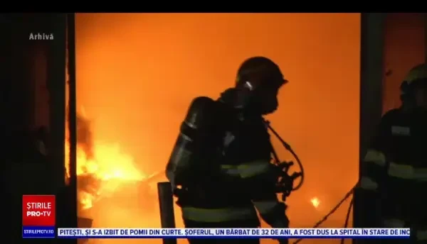 O familie întreagă din Vrancea a murit într-un incendiu: Când am deschis ușa a căzut grindă pe mine și am ieșit