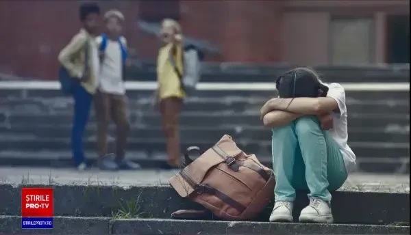 ”Cyberbullying-ul” a căpătat proporții în ultimele luni. Cum are loc hărțuirea copiilor pe internet: ”Mi-e frică”
