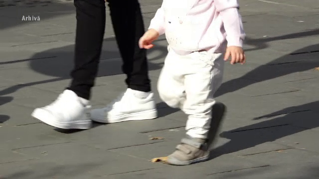 Vaccinarea, un criteriu important pentru părinți în recrutarea bonelor și menajerelor