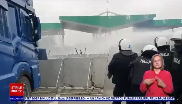 Tunuri cu apă și clipe dramatice la granița Polonia-Belarus: “Uneori apa e acidă, ca să-ți irite ochii și să te înece"