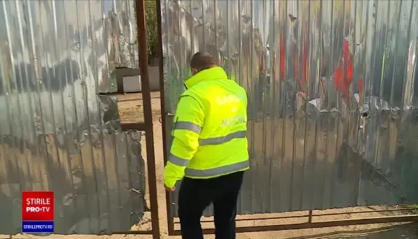 Descinderi cu Poliția și Jandarmeria la Bolintin, printre colectorii de fier vechi. Patronii și-au amintit că sunt bolnavi