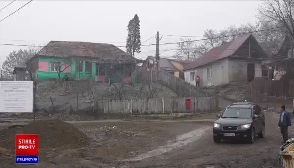 Copil de șapte ani, ars cu benzină, în Mureș. Părinții făcuseră focul în sobă