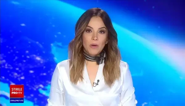 Femeie din București, transportată la spital: i s-a făcut rău după ce a intrat într-un bloc unde s-a făcut deratizarea