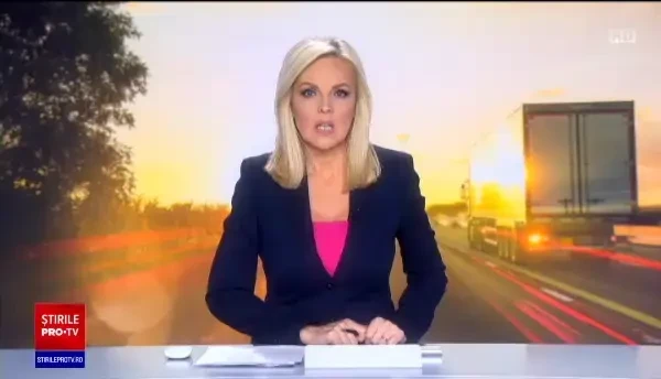 Accident înfiorător în județul Bacău. Un bebeluș de o lună, fratele de trei ani și tatăl lor, loviți de un camion