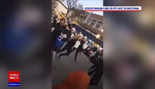 Cine este cel care a intrat cu mașina în mulțime, la parada din SUA. Poliția nu consideră că a fost act terorist