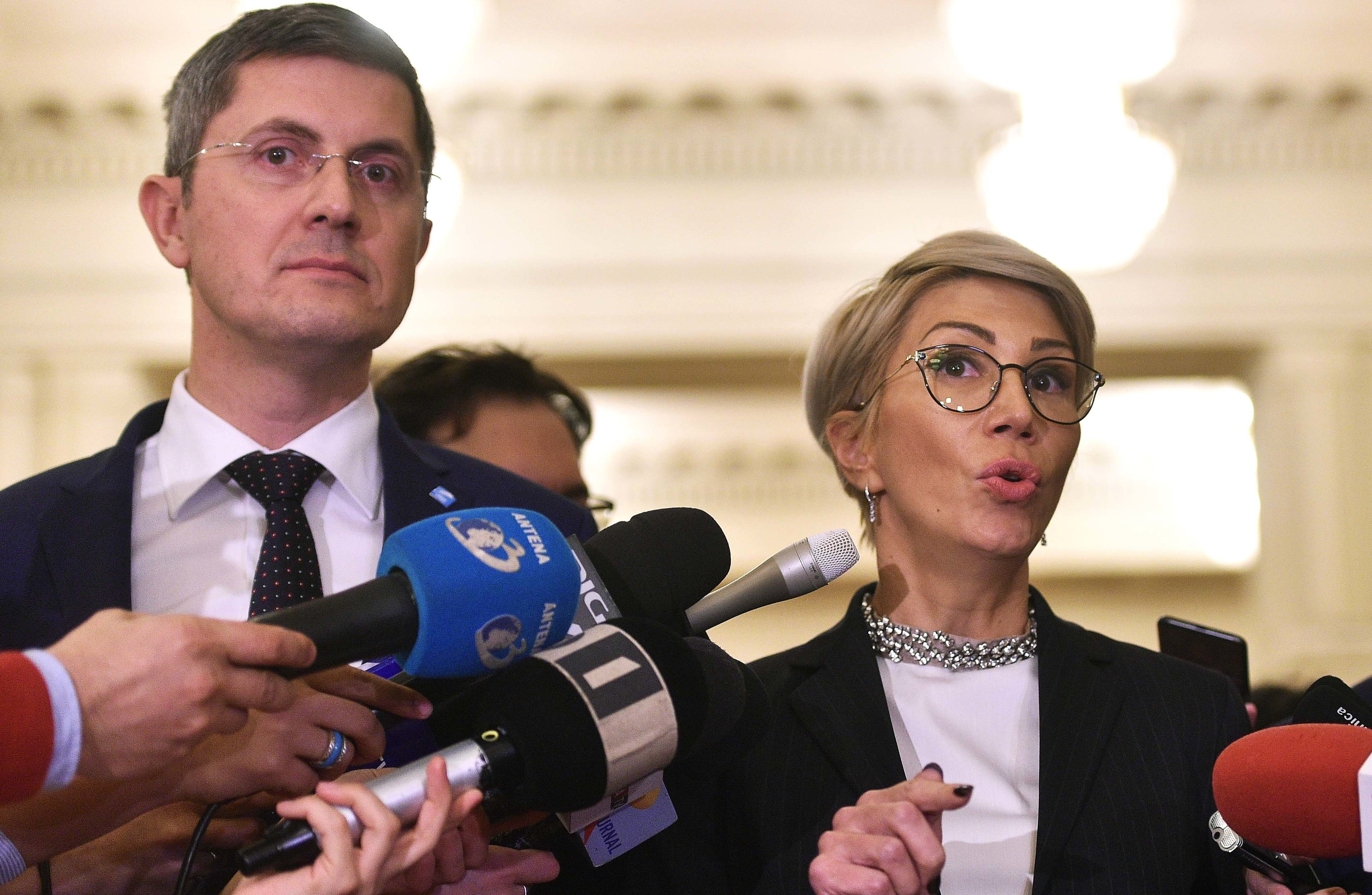 Președintele PNL Sibiu, Raluca Turcan: ”Ar fi meritat încercat mai mult” cu USR