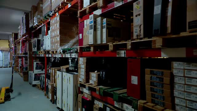 Care au fost cele mai cumpărate produse de Black Friday. De la scutece pentru bebeluși până la lingouri de aur