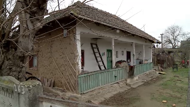 Scene șocante în Dolj. O bătrână a fost violată și tâlhărită de un vecin în vârstă de 24 de ani