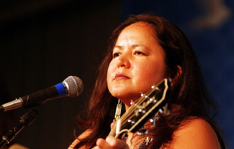 A murit Joanne Shenandoah. Cântăreața americană avea 63 de ani