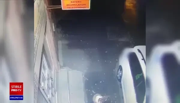 Un tânăr a distrus șase mașini, pentru că nu știa care e autoturismul vecinului care îl supărase