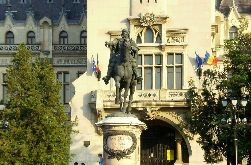 Proiect inedit la Iași. Statuile au prins viață cu ajutorul tehnologiei