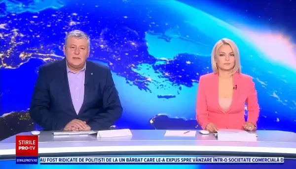 Brazilia: Doi tucani curioși au făcut spectacol în fața unei camere video care supraveghea traficul rutier