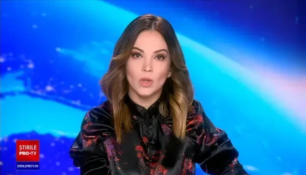 Surpriza zilei la descinderile cu Poliția și Garda de Mediu la Sintești. Dintr-o curte au ridicat resturile unui autobuz