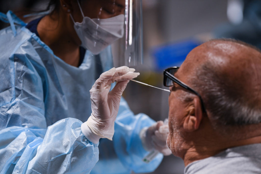 Varianta Omicron a ajuns și în Australia. Primele cazuri, la pasageri sosiți din sudul Africii