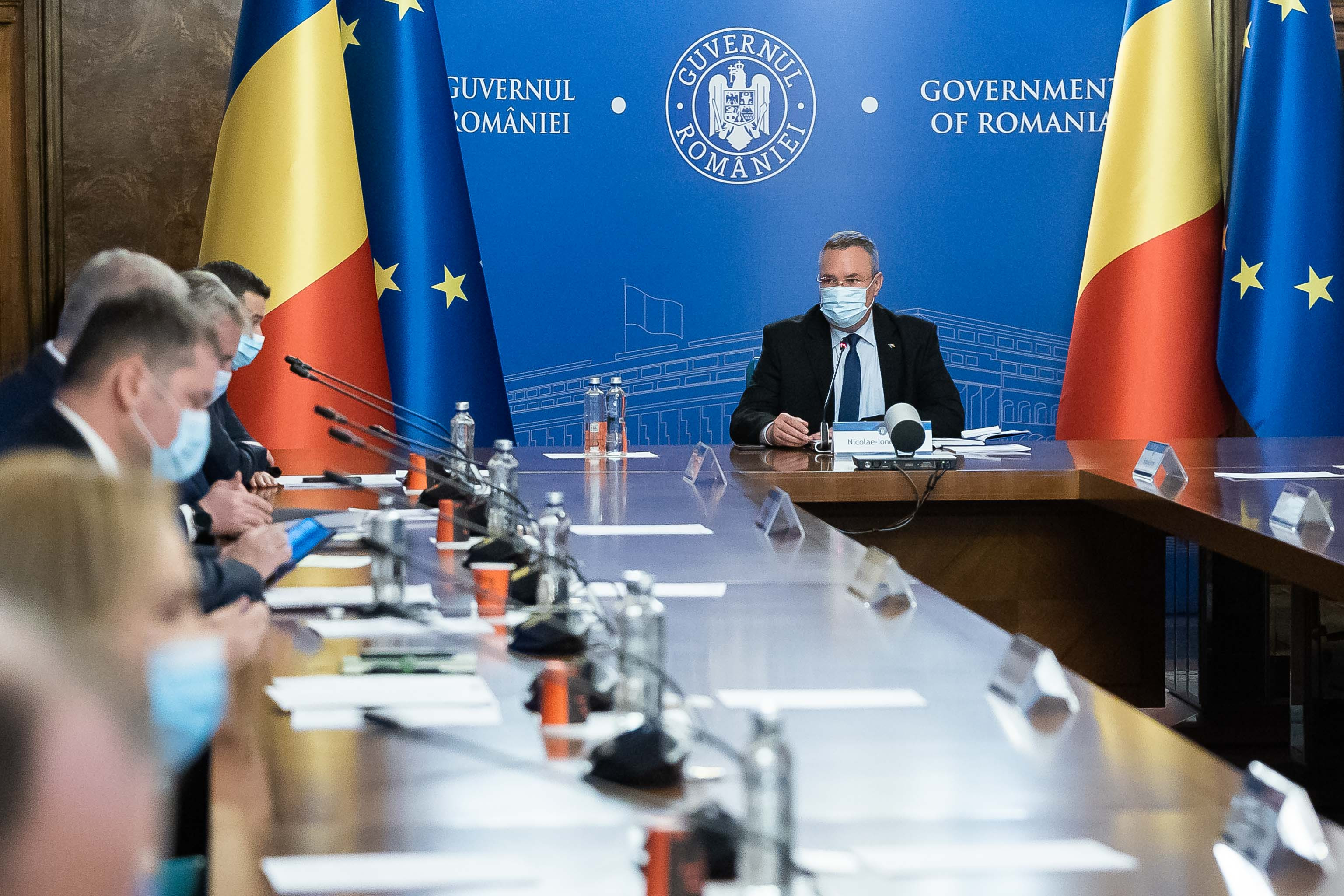 Premierul Ciucă vrea ca proiectul de buget pe 2022 să fie finalizat şi aprobat până pe 24 decembrie