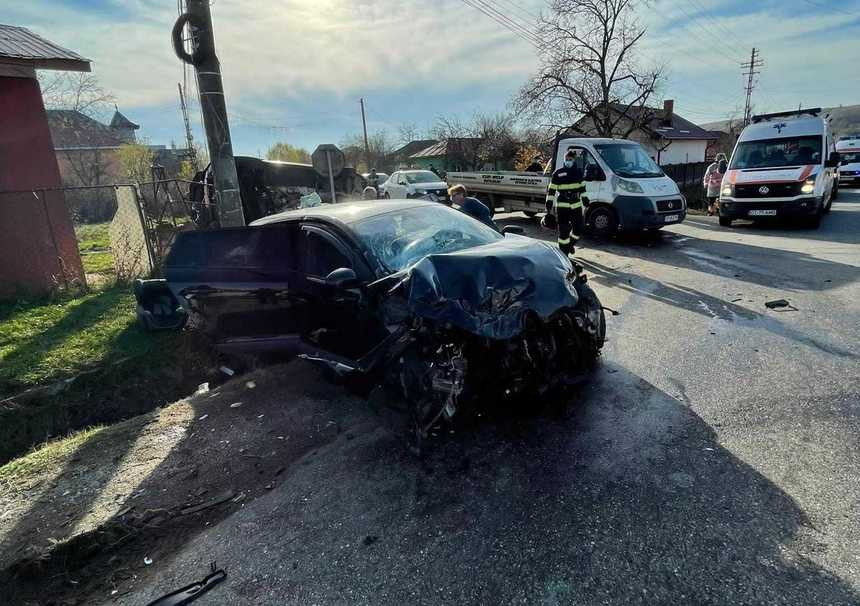 Accident grav la intrarea în Galați, cu cinci mașini implicate. Un bărbat a murit, două persoane în stare gravă