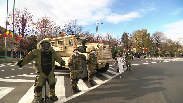 Nu e nevoie de certificat verde la Parada Militară Națională. Cum va fi vremea pe 1 decembrie