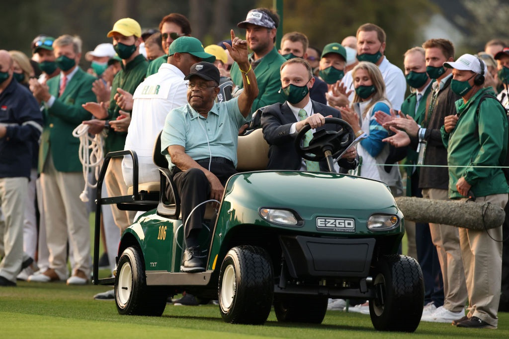 Lee Elder, primul jucător de golf de culoare care a evoluat în turneul Masters, a murit la vârsta de 87 de ani