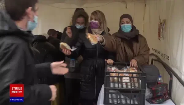 Sute de credincioși s-au adunat la Galați, la moaștele Sfântului Andrei: ”Să ne scoată din durerea pandemiei”