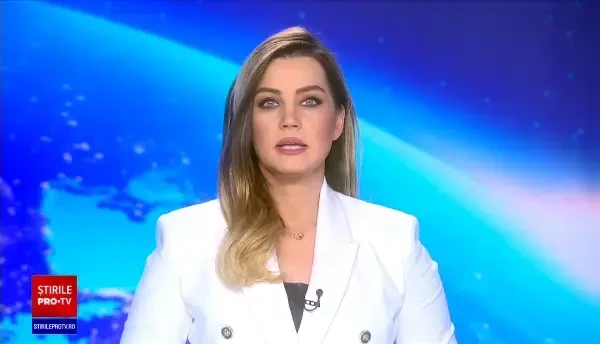 FOTO. Amenda uriașă primită de o șoferiță care a intrat cu BMW-ul pe plaja Modern și a rămas blocată în nisip