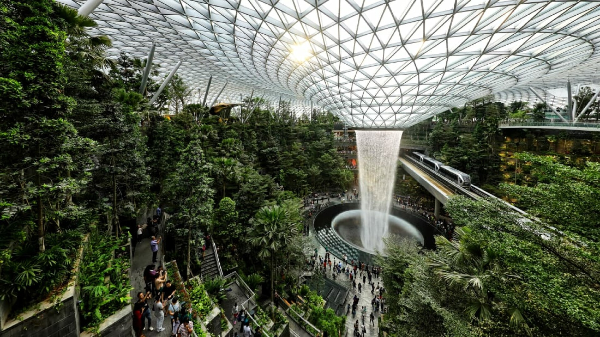 Cele mai scumpe orașe din lume în 2021. Parisul a fost detronat