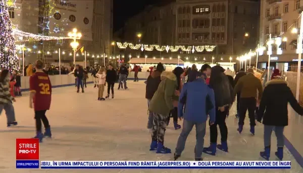 Mai multe orașe din țară și-au deschis oficial târgurile de Crăciun