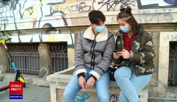 Pandemia continua să influențeze piața forței de muncă. Cum ajung tinerii să-și găsească un job chiar din facultate