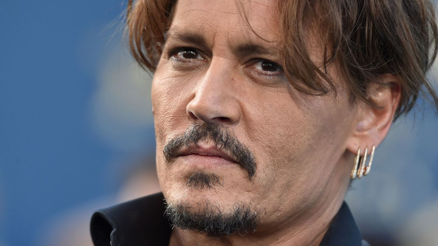Johnny Depp va concerta, joi, în București, la Romexpo. Ce alte nume grele ale muzicii îl vor însoți