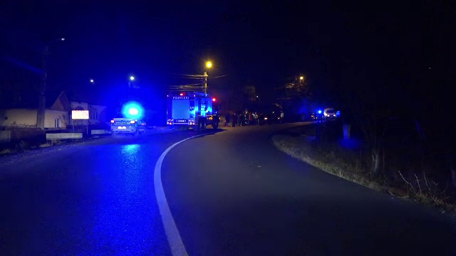 Carambol în județul Argeș. Patru persoane, printre care și un copil, rănite