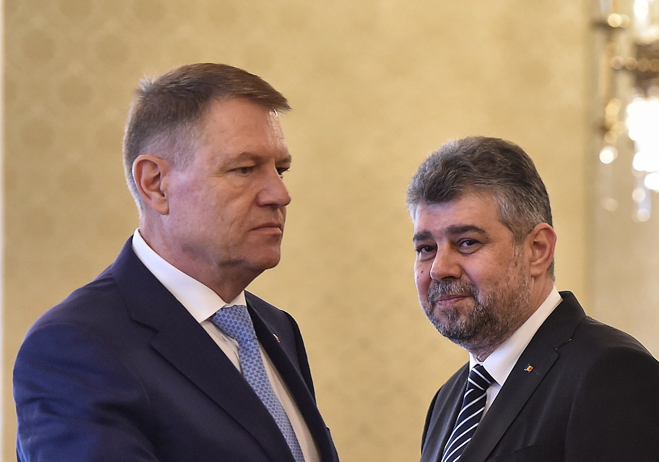 Klaus Iohannis, atac la Marcel Ciolacu: ”Câteodată, unii politicieni merg la televizor și-i ia gura pe dinainte”