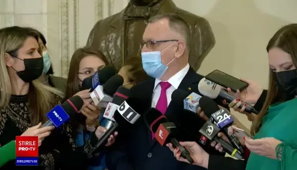 Ministrul Educației a anunțat primul caz pozitiv de Covid, după testele cu salivă. Este vorba despre un elev din Capitală