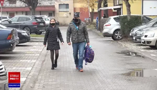 Veridicitatea testelor de salivă pentru elevi nu poate fi verificată. Director: „Mergem pe încredere”