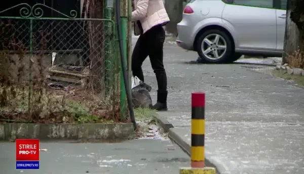 O adolescentă din Iași a fost violată în repetate rânduri de tatăl vitreg. Mama spune că este vina tinerei