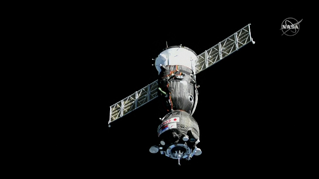 Un fost colecționar de artă japonez a plătit 88 de milioane de dolari pentru o călătorie în spaţiu