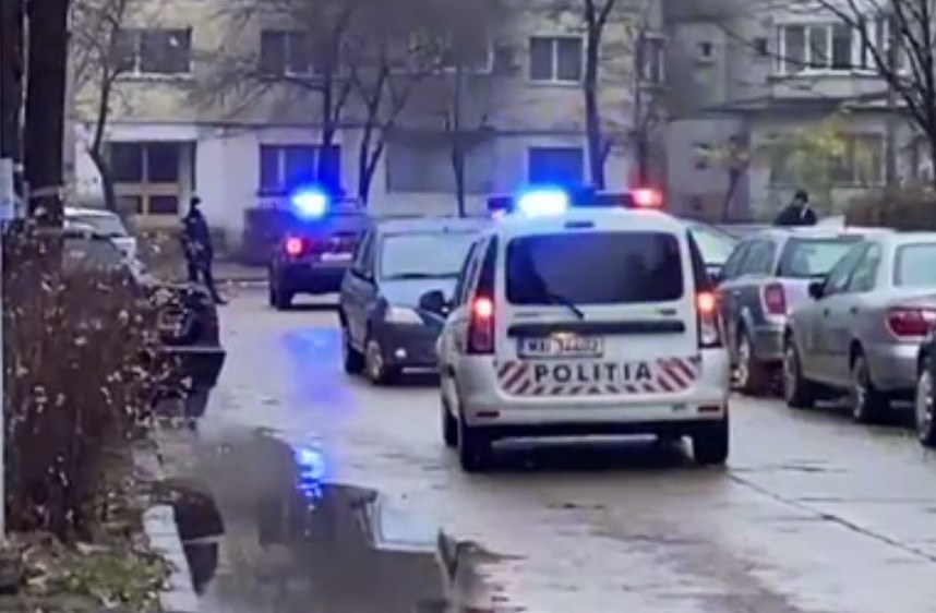 Galați: Un șofer beat și-a abandonat mașina în mijlocul drumului. Bărbatul s-a ales cu dosar penal