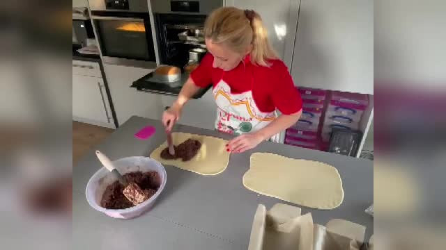 Afacerile cu produse tradiționale ale românilor stabiliți în străinătate au crescut în pandemie: ”Cea mai bună pâine”