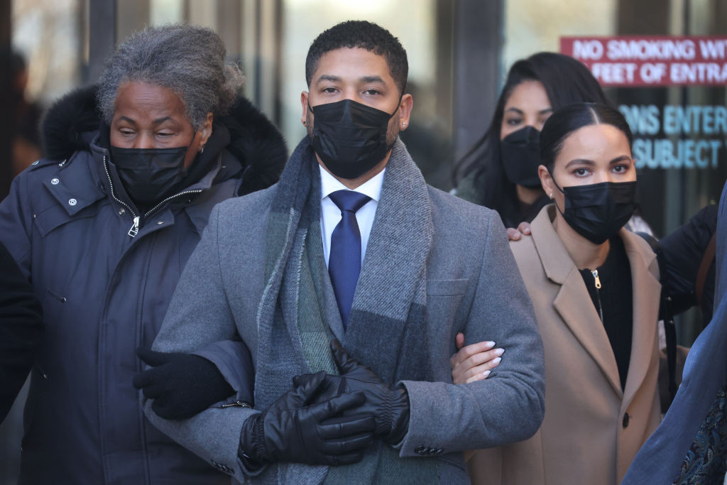 Actorul Jussie Smollet, găsit vinovat pentru că și-a înscenat un atac de ură rasială şi homofobie