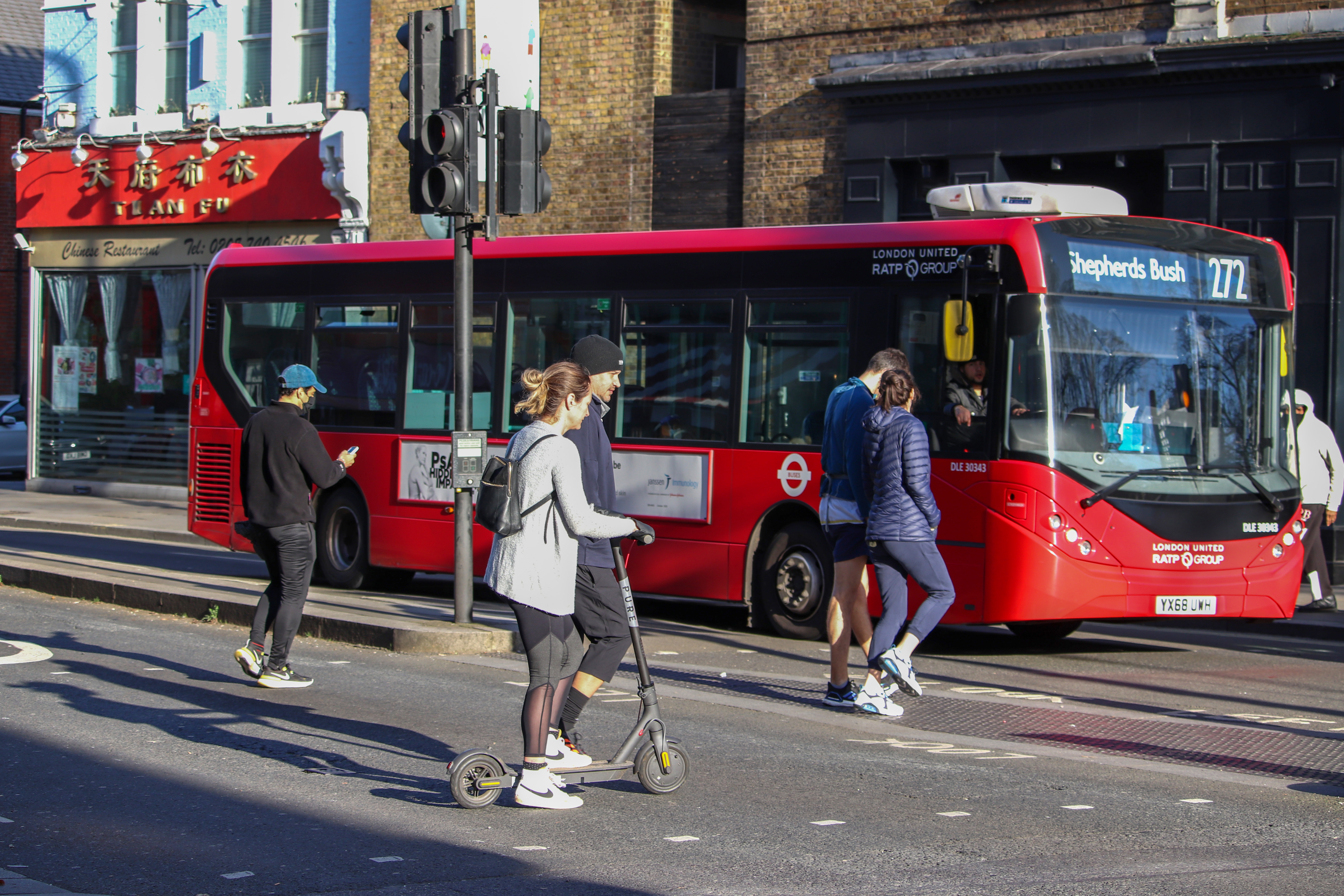 „Vieţi omeneşti sunt puse în pericol”. Sindicatul Europol cere staţii mobile pentru măsurarea vitezei