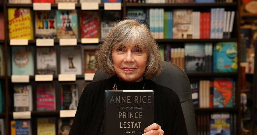 Scriitoarea Anne Rice, autoarea romanului "Interviu cu un vampir", a murit la vârsta de 80 de ani