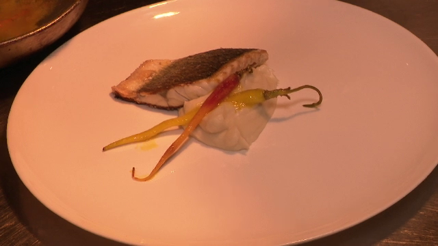 Dezlegare la pește. Preparatul delicios pregătit de Chef Dan Prodan